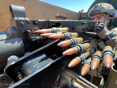 «Або заходять малими групами, або „залітають“ на техніці»: морські піхотинці розповіли, як обороняють Мирноград  