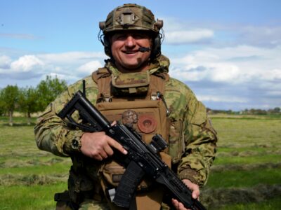 російську пвк «чорні берети каспія» ми добряче пригостили свинцем — воїн з позивним «Наваррa»  
