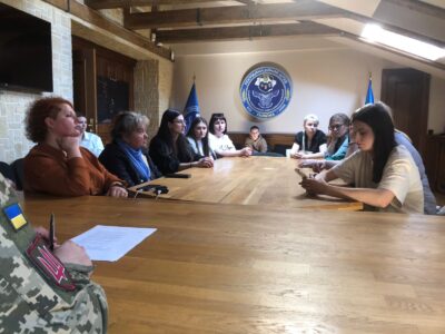 У Координаційному штабі обговорили питання активності в медіапросторі родичів полонених оборонців  