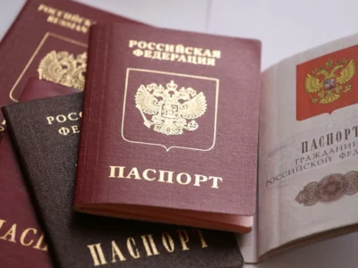 На Херсонщині окупанти погрожують депортувати мешканців за відмову від паспорта рф