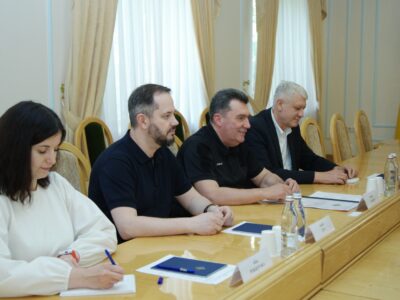 Олексій Данілов обговорив з делегацією «Атлантичної ради» безпекову ситуацію у регіоні  