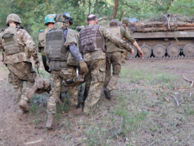 Якщо українські воїни бʼються з російським окупантом, то бойові медики бʼються зі смертю  