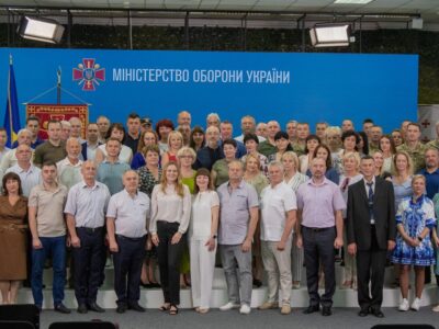 Олексій Резніков привітав держслужбовців із професійним святом  