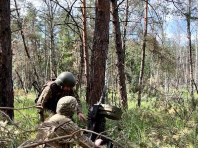 Українські «Робіни Гуди» знищують рашистів у лісах на околицях Кремінної  