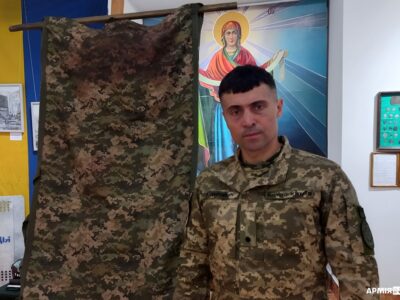 Ноші українських бойових медиків «Бахмутська плащаниця» стали експонатом музею  