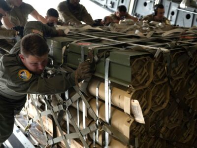 Україна отримає понад €1,5 мільярда військової допомоги від міжнародних партнерів — Олексій Резніков  
