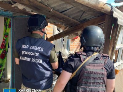 росіяни обстріляли село на Харківщині, є жертви серед цивільних  