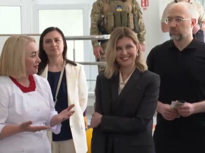 Перша леді і Прем’єр-міністр відвідали поранених у реабілітаційному центрі Вінниці  