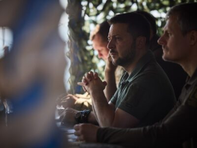 На Одещині Президент заслухав доповідь щодо розвитку Військово-Морських Сил України  