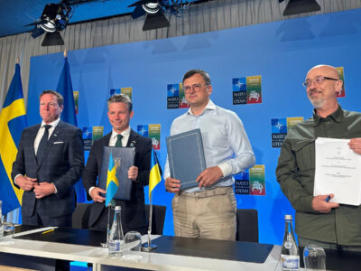 Ця угода відкриває великі можливості для ЗСУ і для шведських компаній — Олексій Резніков  