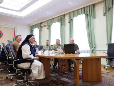 Іспанія передасть Україні мобільний шпиталь та медичні авто  