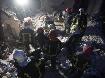 10 загиблих та 45 поранених: Пошуково-рятувальні роботи у Львові завершено  