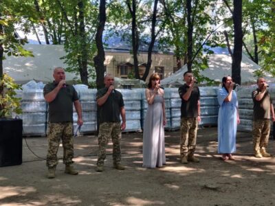 Митці Повітряних Сил підіймають бойовий дух захисників півдня країни  