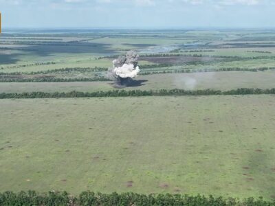 Як морпіхи-інженери проривають мінно-вибухові загородження ворога  