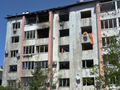На Львівщині після ракетної атаки тривають відновлювальні роботи. Фоторепортаж  