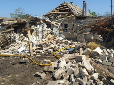 Куп’янськ під ворожими обстрілами: загинула жінка, є поранені  