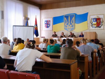 Координаційний штаб провів у Калинівці виїзну зустріч із родичами полонених захисників  