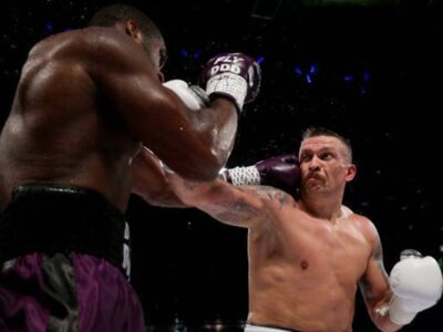 Олександр Усик присвятив свою перемогу Україні та ЗСУ  