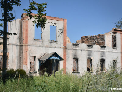 Село на лінії вогню: на що перетворили Іскрисківщину адепти «руского міра»  