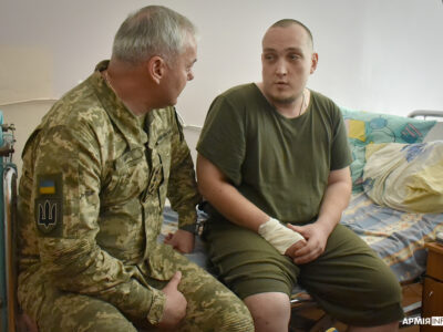 Командувач Об’єднаних Сил передав гуманітарний вантаж до одного з медичних закладів Сумщини  