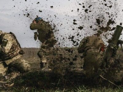 На Бахмутському та Шахтарському напрямках ворог безуспішно намагається відновити втрачене положення  