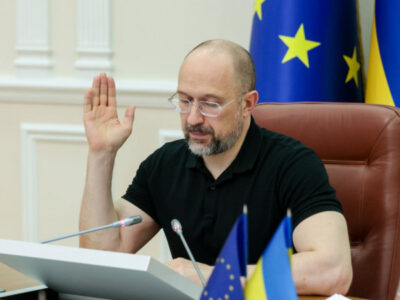 Люди на Херсонщині та Миколаївщині, які втратили врожай, зможуть отримати фінансову допомогу — Прем’єр-міністр