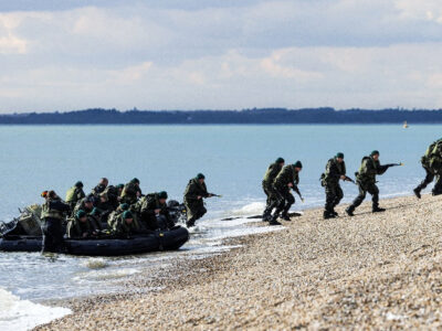 Британські командос тренують українських морських піхотинців  