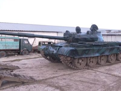 ГУР МОУ: росія повертає в стрій застарілі танки Т-62 через нестачу сучасної техніки  