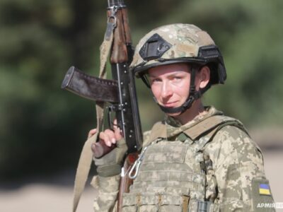 Кожна жінка, яка прийшла до армії, має знати, що вимоги тут до всіх однакові — солдат Оксана  
