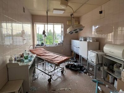 росія пошкодила вже понад 1400 об’єктів медзакладів та ще 190 зруйнувала вщент  