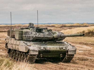 Міноборони прийняло на озброєння три модифікації танків Leopard  