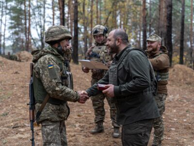 Рустем Умєров вручив нагороди воїнам на позиції неподалік кордону  