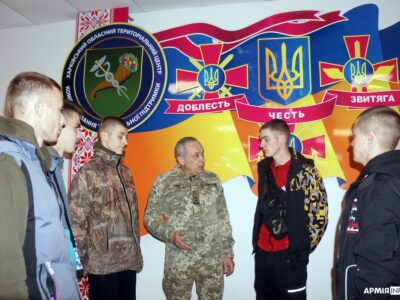 Відбір воїнів-контрактників на Харківщині в жовтні: більшість направлено до частин ДШВ та тероборони  