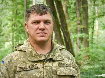 Ворог бачить, що у нас йде збір урожаю, але навмисно стріляє по сільгосптехніці — комвзводу «Петрович»  