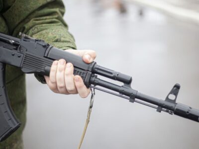 Відгамселили до смерті полковника рф: у Криму бунтують мобілізовані солдати  