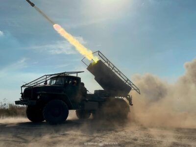 Українські захисники відбили 34 ворожі штурми на Бахмутському, Авдіївському та Мар’їнському напрямках  