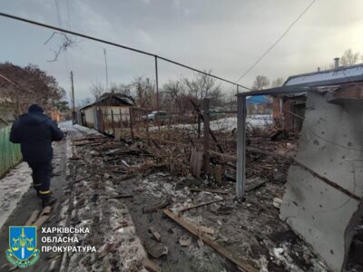 Противник обстріляв Харківщину: пошкоджено будинки та автомобілі  