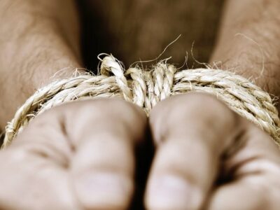 Встановлено особи 26 нелюдів, які катували українців  