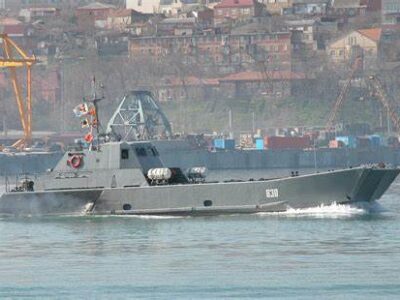 Унаслідок спецоперації у Криму уражено десантні катери окупантів — ГУР  