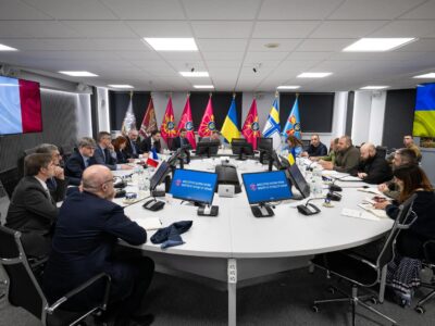 Рустем Умєров закликав французькі оборонні компанії спільно виробляти зброю в Україні  