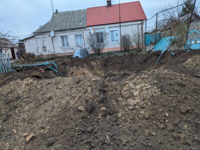 Били КАБами та гатили з артилерії: російські війська вчергове масовано обстріляли села на Запоріжжі  