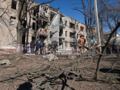 Цілили у житлові квартали та насосну станцію: російські війська 88 разів обстріляли Херсонщину  