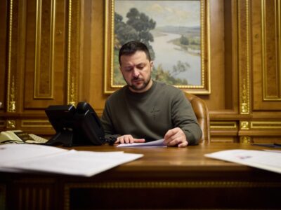 Президент України провів телефонну розмову з Прем’єр-міністром Нової Зеландії  