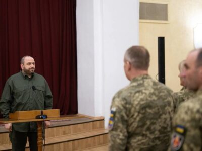 Рустем Умєров представив військовим медикам новопризначеного командувача Медичних сил Збройних Сил України  