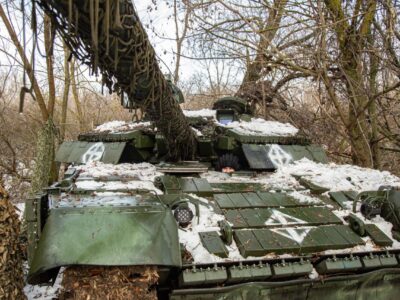 «Командирський» танк знищив бліндаж із першого разу: як йому це вдалося посеред густого лісу  