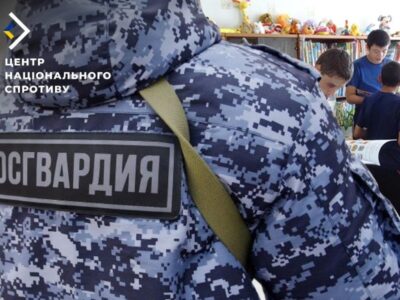 росгвардія обходить інтернати на ТОТ, щоб використати дітей для популяризації війни