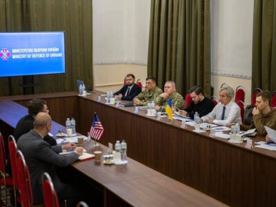 Україна і США обговорили шляхи співпраці у сфері оборони  