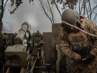 Олександр Тарнавський розповів, скільки окупантів здалося у полон за добу на Таврійському напрямку  