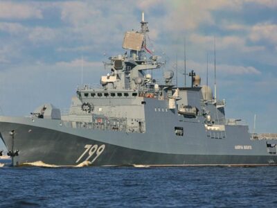 росія попри шторм збільшила корабельне угруповання в Чорному морі  