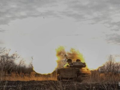 Противник продовжує тиснути на позиції українських захисників на Луганщині  